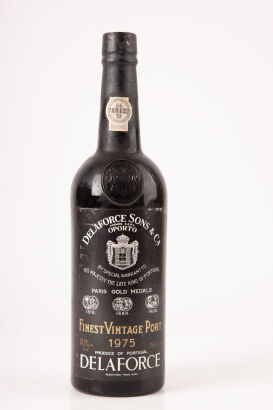 (1) 1975 Delaforce Vintage Port, Oporto