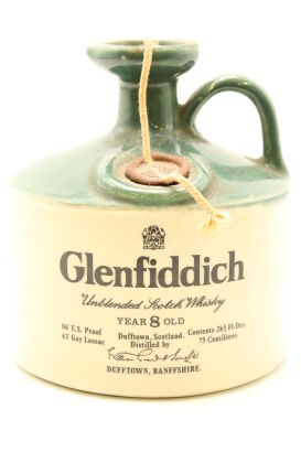 (1) Glenfiddich 8 Year Old Unblended Scotch Whisky Decanter, 86 Proof, 750ml, Circas 1970s