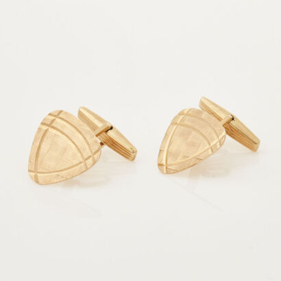 18ct Yellow Gold, Vintage Triangular Shaped Cufflinks