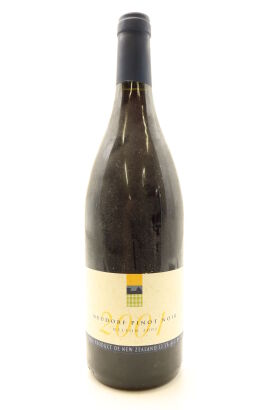 (1) 2001 Neudorf Moutere Pinot Noir, Nelson [JR17] (TS)