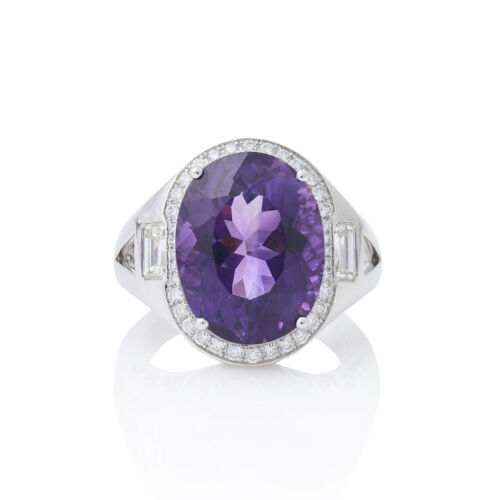 Platinum, Modern, 11.00ct Amethyst and Diamond Ring