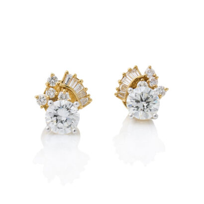 18ct Yellow Gold, Modern Diamond Stud Earrings 2.10cts Total Diamond Weight