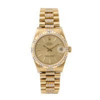 A Rolex 31mm Datejust in 18ct Yellow Gold