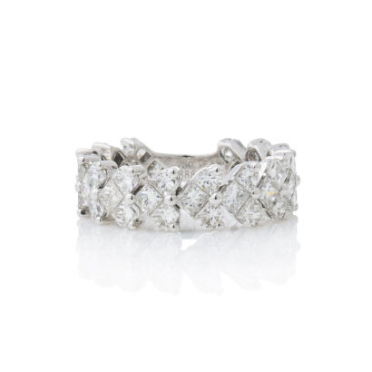 18ct White Gold Heart Shaped Diamond Eternity Band of 4.40cts Total Diamond Weight