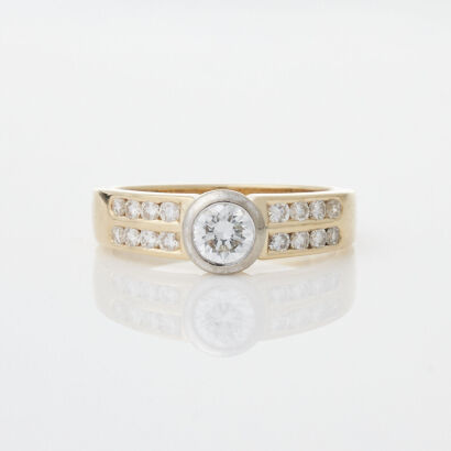 18ct Yellow Gold, Vintage Diamond Ring of .87cts Total