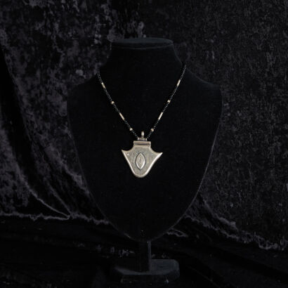 A Tuareg Onyx and Silver Necklace