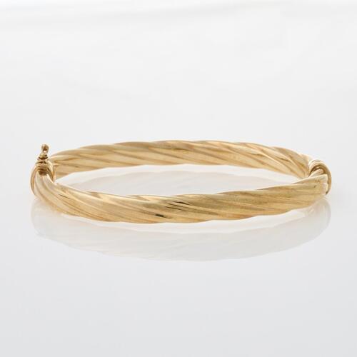 9ct Yellow Gold, Hinged Hollow Twisted Oval Bangle