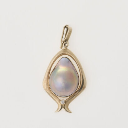 9ct Yellow Gold Mabe Pearl and Diamond Pendant/enhancer