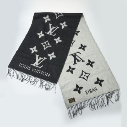 Louis Vuitton Cashmere Reykjavik Scarf