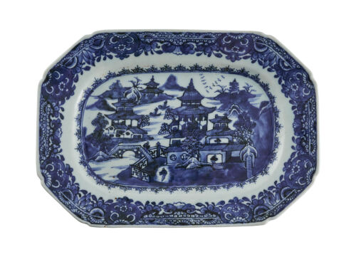 A Chinese 18th Century Export Blue and White Porcelain Rectangular Plate