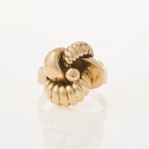 18ct Yellow Gold Flower Ring