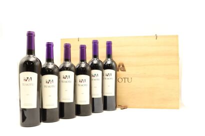 (1) Te Motu 'Te Motu' Vertical Giftbox, Waiheke Island (sold as one lot)