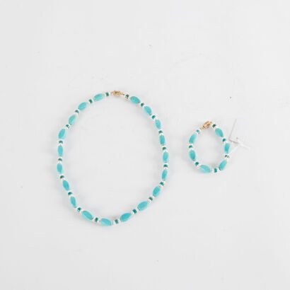 A Vintage Turquoise And Pearl Necklace And Bracelet Set 55Cm And 18Cm