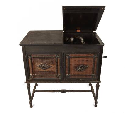 An Early Edison Console Model Diamond Disc Gramophone