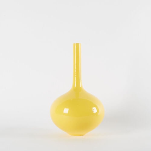 A Yellow Mono-Chrome Glazed Orb Vase