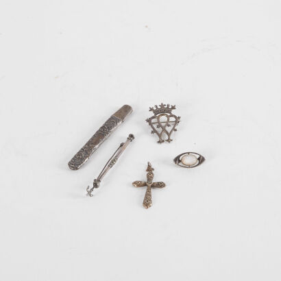 A Collection Of Three Antique Brooches, A Cross And A Pincase