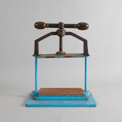 An Early Twentieth Century Book Binding Press