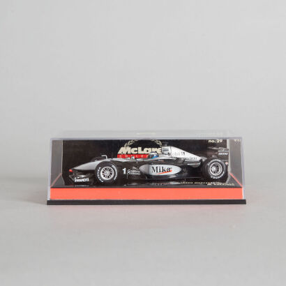 Minichamps McLaren Mercedes MP4/15 1:43