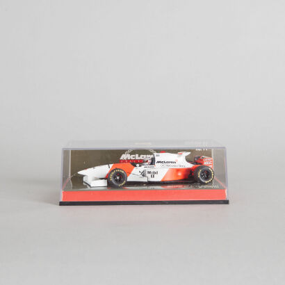 Minichamps McLaren Mercedes MP4/10 1:43
