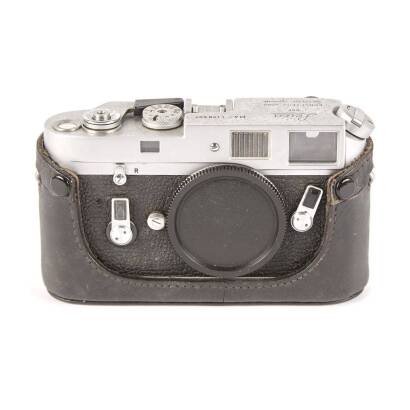 Leitz (Germany) A Bayonet Mount Rangefinder Roll Film Camera Body
