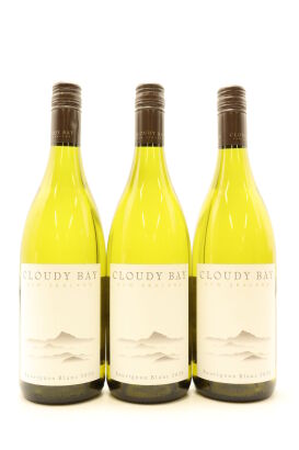 (3) 2020 Cloudy Bay Sauvignon Blanc, Marlborough