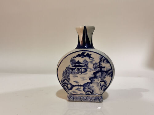 A Chinese Blue and White Landscape Vase