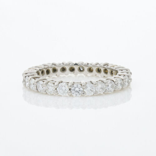 Platinum, Diamond Eternity Band of 2.16cts Total Diamond Weight