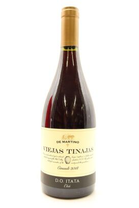 (1) 2018 De Martino Viejas Tinajas Cinsault, Itata Valley