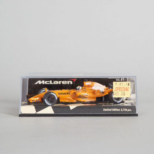 Minichamps McLaren Mercedes MP4-21 1:43 