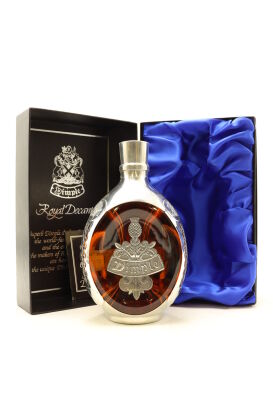 (1) Dimple-Pinch-Haig & Haig Royal Decanter 12 Year Old Blended Scotch Whisky