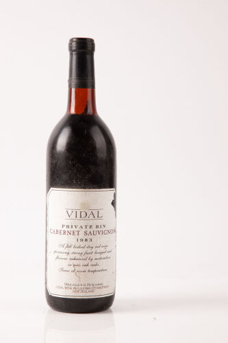 (1) 1983 Vidal Private Bin Cabernet Sauvignon, Hawkes Bay