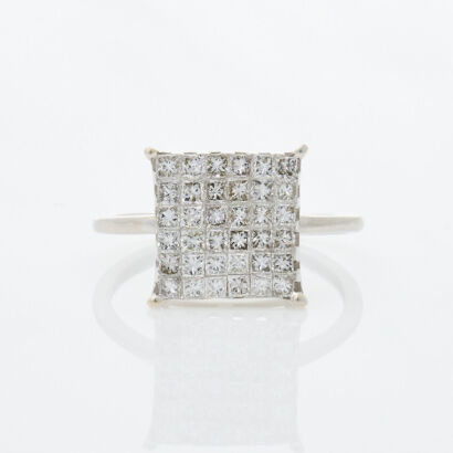 18ct White Gold, .90ct Total Diamond Cluster Ring