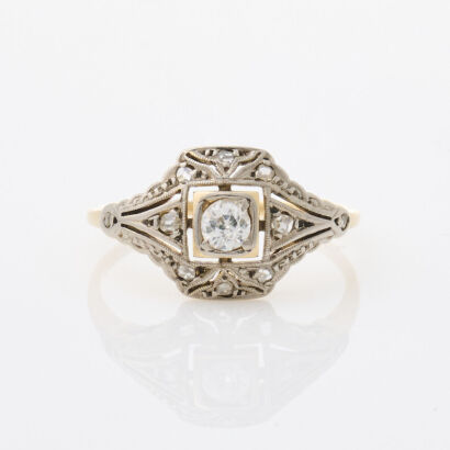 18ct Yellow and White Gold, Vintage Diamond Ring