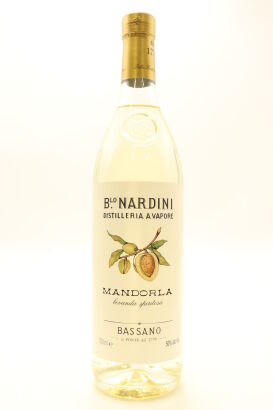 (1) Bortolo Nardini Mandorla Liqueur, Italy, 50% ABV