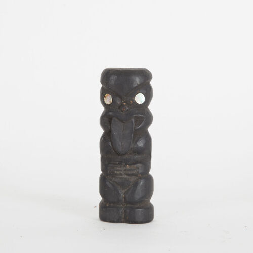 A New Zealand Folk Art Tekoteko