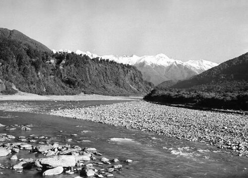 UNKNOWN PHOTOGRAPHER FOR SUN-HERALD West Coast, South Island, New Zealand