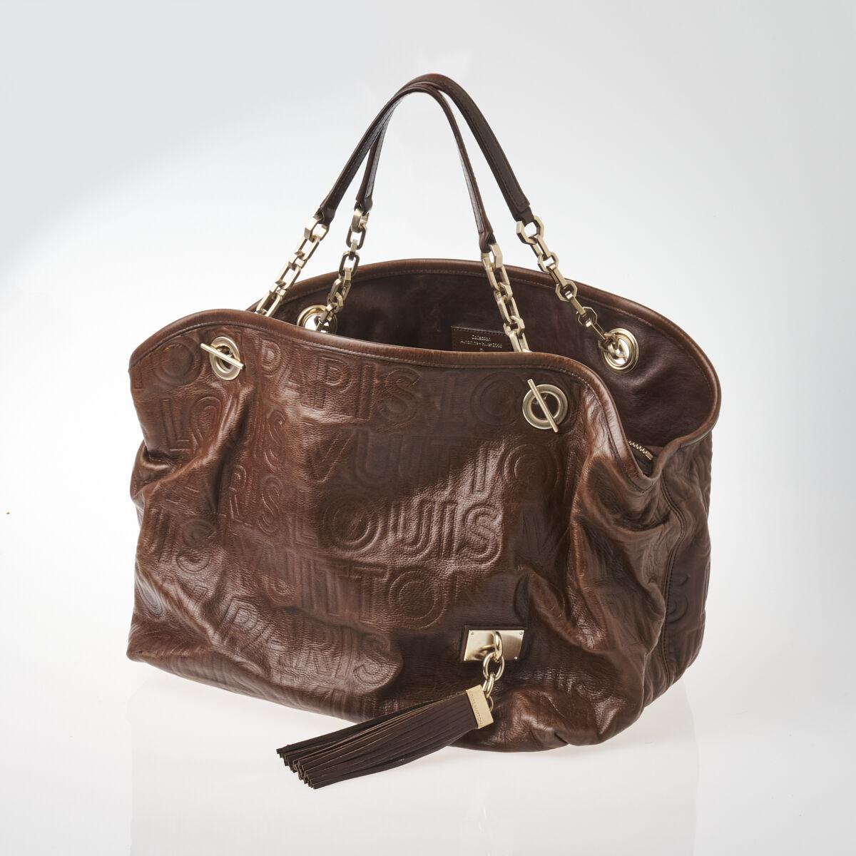 Sold at Auction: A Beautiful Limited Edition, 2008 Autumn/Winter  Collection, Louis Vuitton Paris Souple Whisper Tote