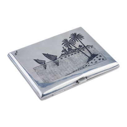 A Stylish Heavy Silver and Gold Cigarette Case