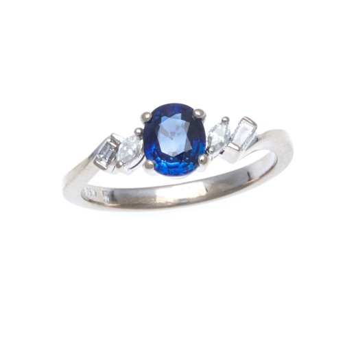 18ct Sapphire and Diamond Ring