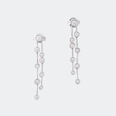 18ct White Gold, Diamond Drop Earrings of 1.38cts Total Diamond Weight