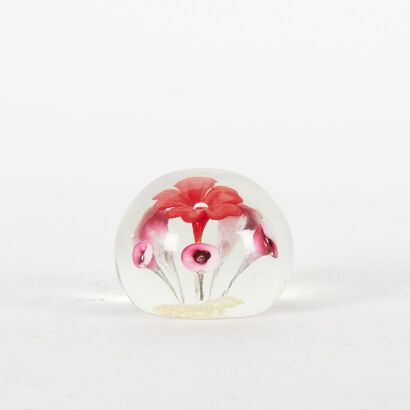 A Hokitika Art Glass Paper Weight