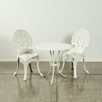 A White Cast Aluminum Garden Furniture Set