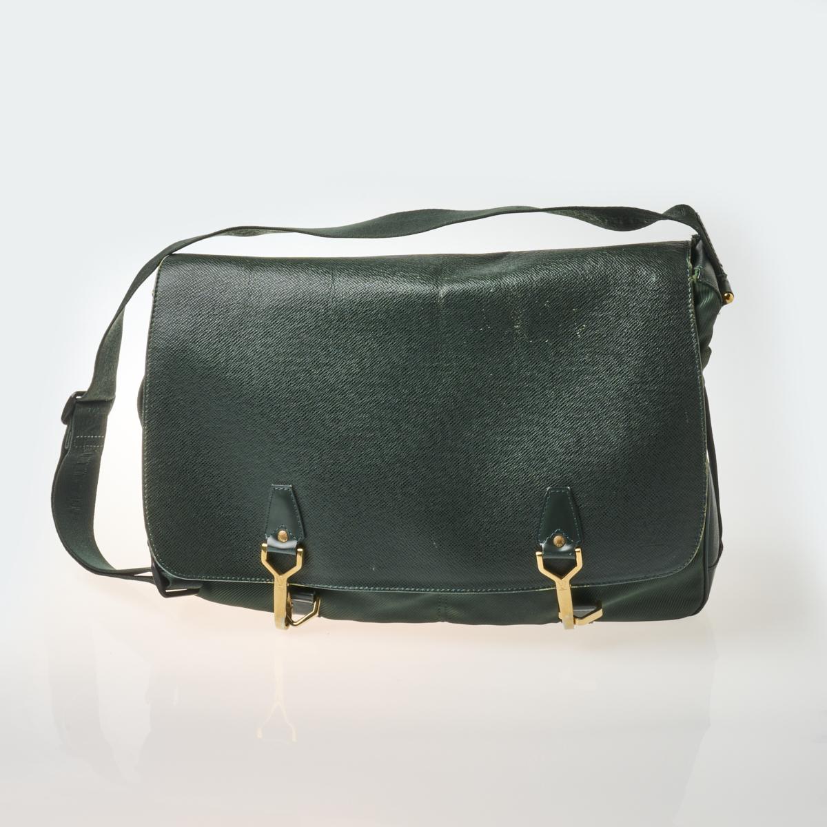 Louis Vuitton Black Taiga Leather Dersou Messenger Bag.  Luxury, Lot  #16053