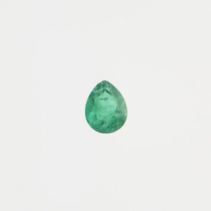 Loose .67 carats Pear Shape Emerald