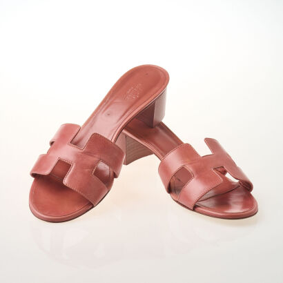 Hermès Rouge Blush Oasis Sandals, Size 41 with Box