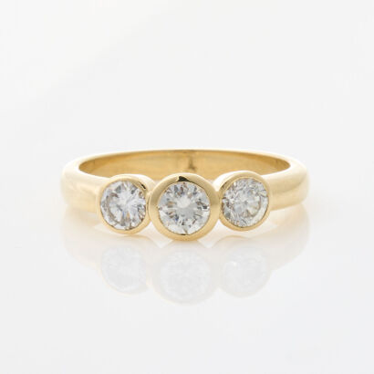 18ct Yellow Gold Three Stone Diamond Ring