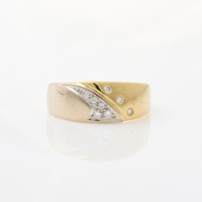 18ct White/Yellow Gold Diamond Dress Ring