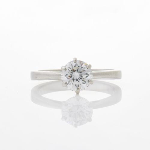 Platinum, 1.04ct Solitaire Diamond Ring