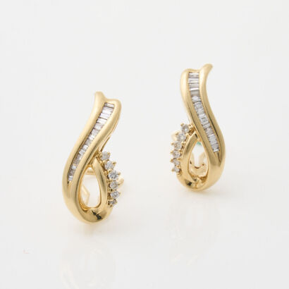 14ct Yellow Gold, Diamond Earrings of 1.00ct Total