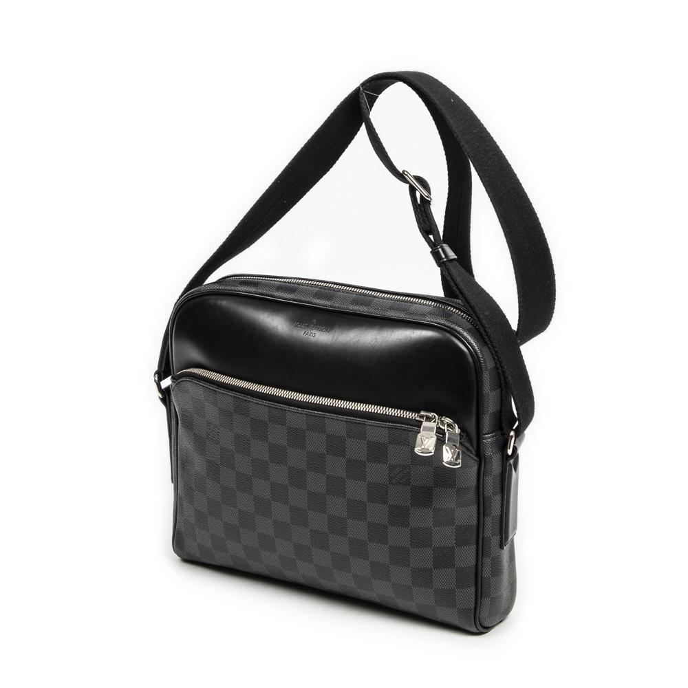 Louis Vuitton Damier PM Dayton Reporter Shoulder Bag